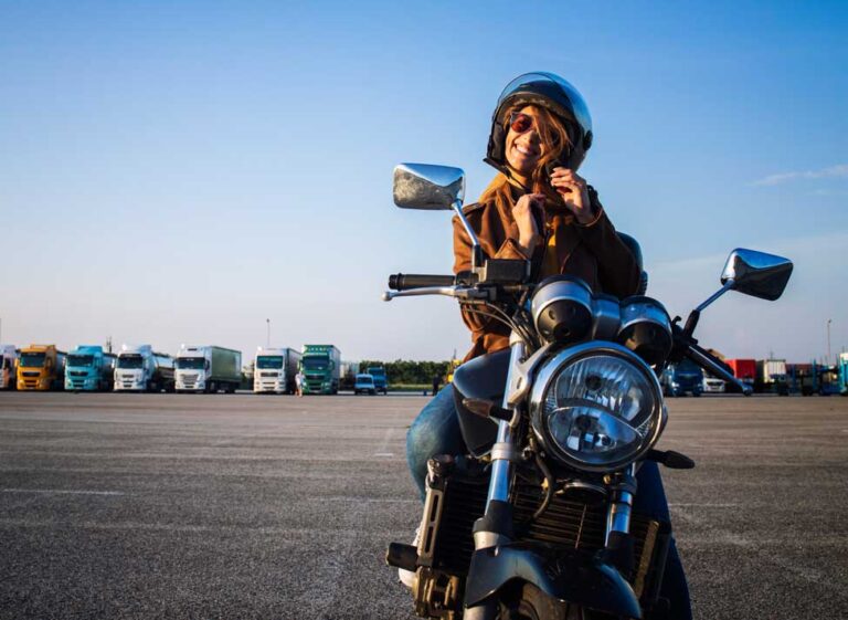 Jak Ubezpieczyć Motocykl: Praktyczny Przewodnik dla Miłośników Dwóch Kółek